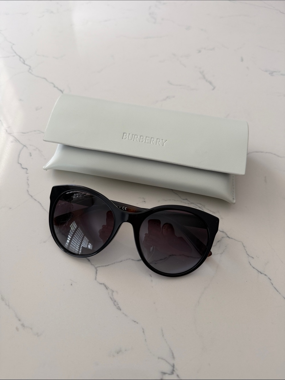 Burberry B 4236-F Black Cat-Eye Sunglasses with Gradient Lenses